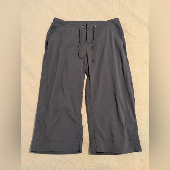⭐️ Last Chance ⭐️ Columbia Omni-Shield outdoors trekking hiking capri pants REI - Picture 8 of 11
